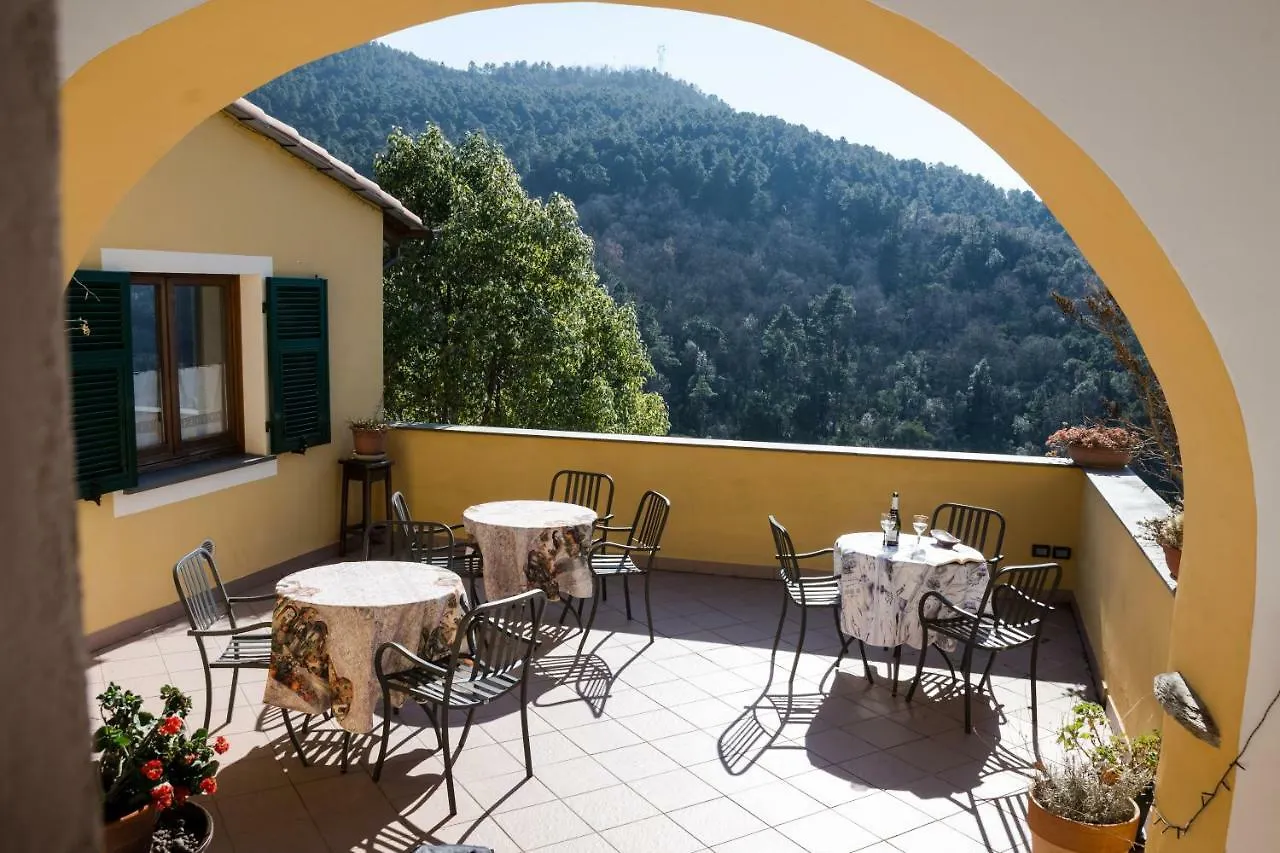 Alojamento de Turismo Rural Agriturismo A Cà Vegia Calice Ligure Itália